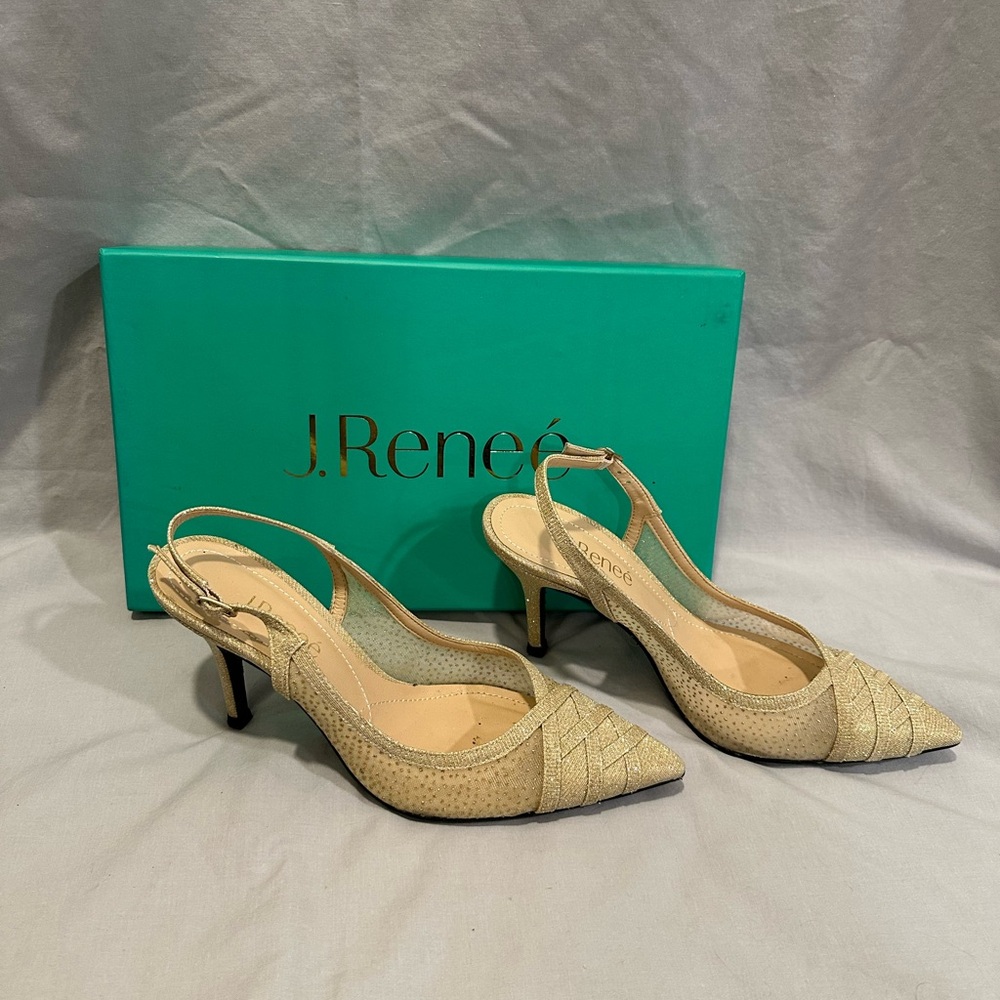 J.Renee Women's Cream Slingback Heels